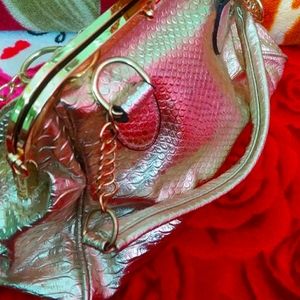 Hand bag